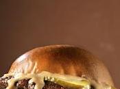 Hamburguesa Nostra presenta nueva Smash Burger