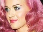 Katy Perry: ¿Pelo negro, rosa azul?