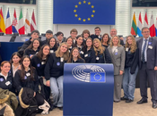 Alumnos Hermanos Machado Montequinto representan España EUROSCOLA 2024 Parlamento Europeo Estrasburgo