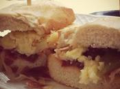 Comiendo 'Marimar' Ledesma
