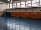 Siluetas deportistas gimnasio cole