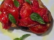 Bruschetta tomate huevo toro vinagreta cítricos
