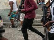 Huelga convocada banda paraliza Carrefour.