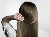 Aceite capilar repara pelo