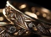 Anillo compromiso oro, tradición siglos historia