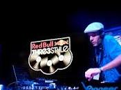 Vuelve bull thre3style