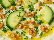 Tarator búlgaro (sopa fría yogur pepino)