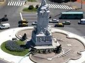 ¿Quién tiene prioridad rotonda: auto