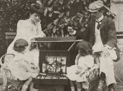 Centro Cultural Moneda presenta inédita exposición sobre juegos mesa acompañado familias chilenas ochenta años