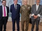 Martín reconoce empresa valdepeñera Tecnobit labor Policía Local