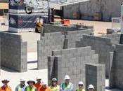 Hadrian trabaja albañil futuro