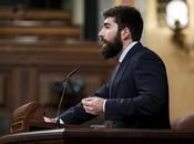 Estatuto C-LM «una nueva estafa bipartidismo» escenifica rompiendo folio hará Abascal