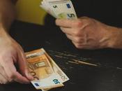 Casa analiza huelga TPV: autónomos optan pago efectivo toda España