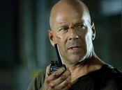 Bruce Willis convierte primer fichaje "Five against bullet"