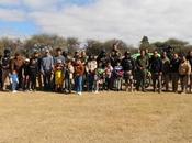 Agentes Guardia Civil Municipal Soledad entregan juguetes niñas niños comunidades